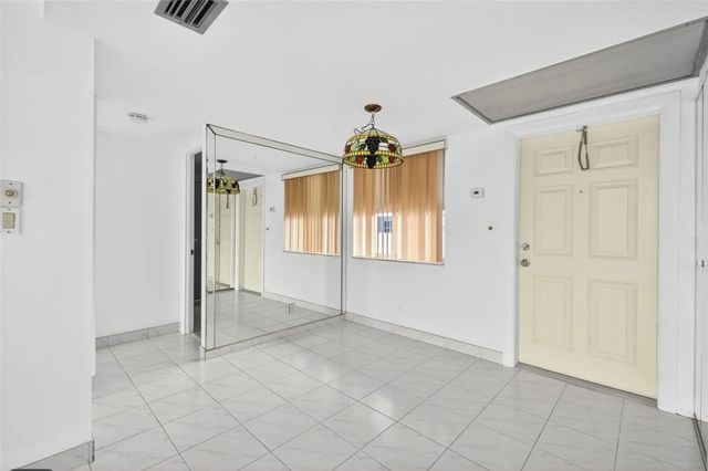 1820 New Palm Way 306, Boynton Beach, FL 33435