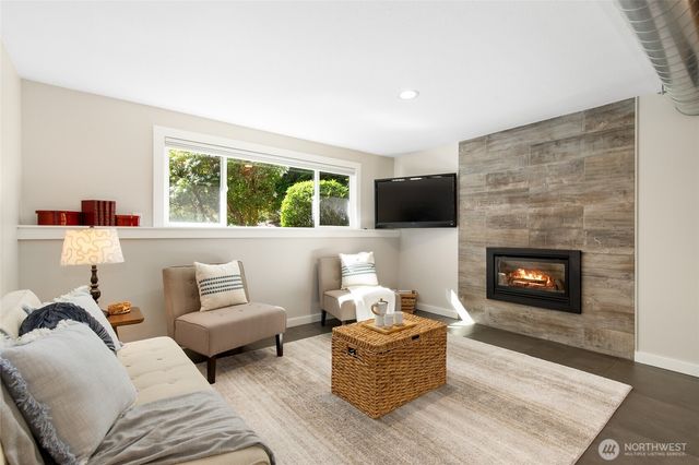 601 220th Street SW, Bothell, WA 98021