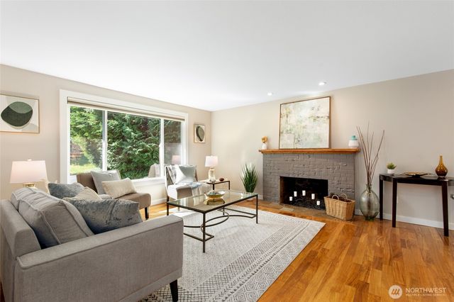 601 220th Street SW, Bothell, WA 98021