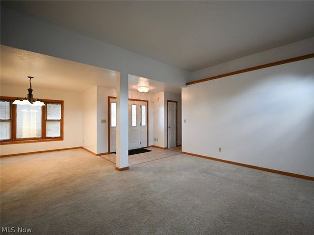 1499 Butterfield Circle, Niles, OH 44446