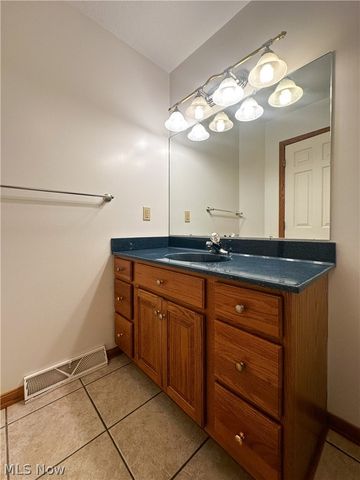 1499 Butterfield Circle, Niles, OH 44446