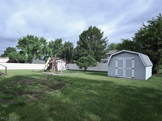 1499 Butterfield Circle, Niles, OH 44446