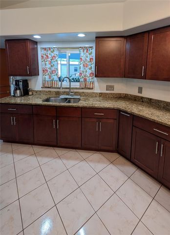 858 MENDOZA DRIVE, Kissimmee, FL 34758