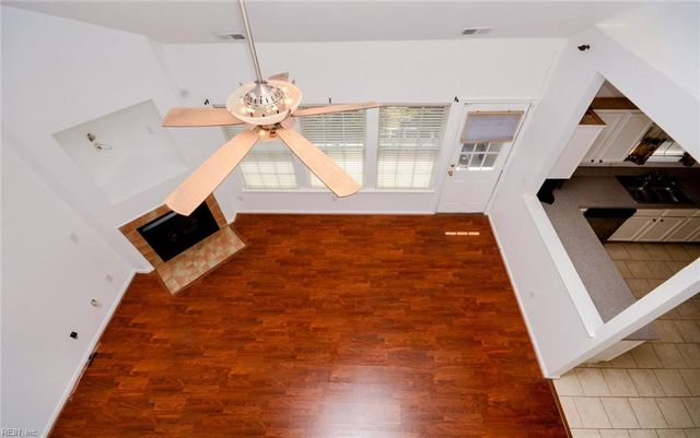 4044 River Breeze CIR, Chesapeake, VA 23321