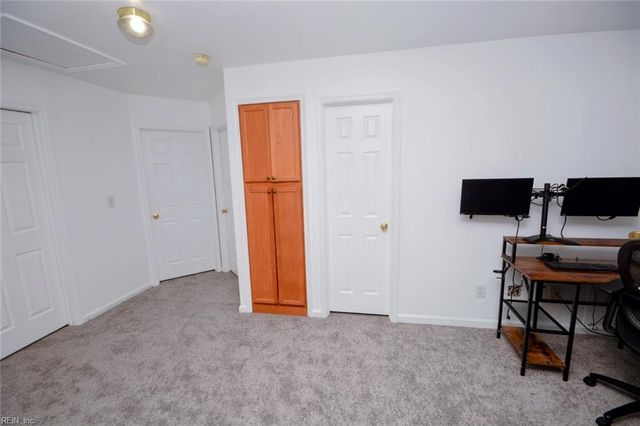 4044 River Breeze CIR, Chesapeake, VA 23321