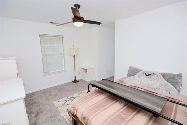 4044 River Breeze CIR, Chesapeake, VA 23321