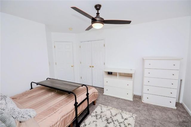 4044 River Breeze CIR, Chesapeake, VA 23321