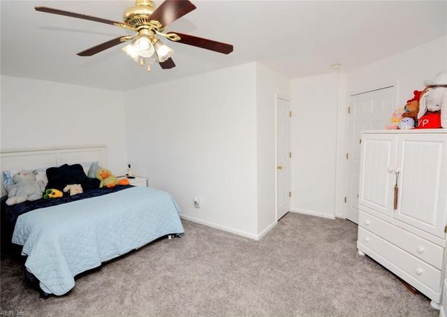 4044 River Breeze CIR, Chesapeake, VA 23321