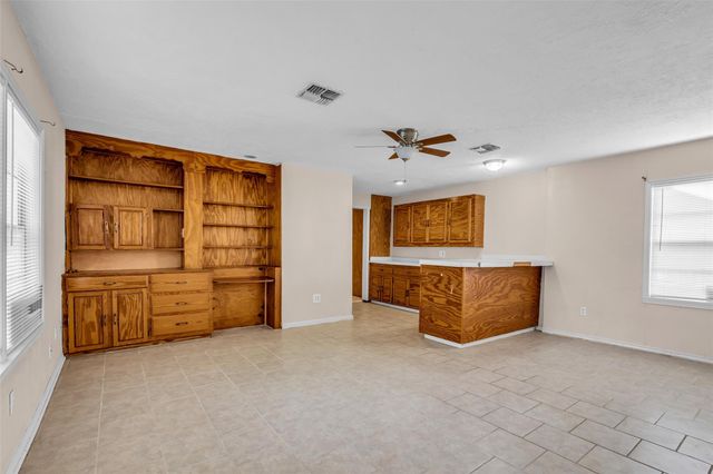 1901 Texoma Street, Baytown, TX 77520