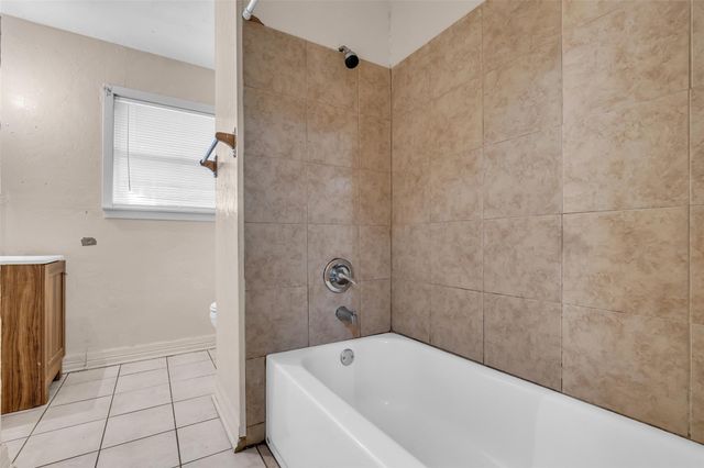 1901 Texoma Street, Baytown, TX 77520