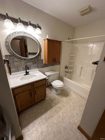 354 W Miami Street, Ellettsville, IN 47429