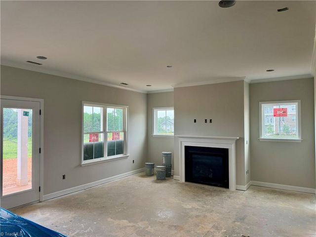 1713 Creekline Drive, Kernersville, NC 27284