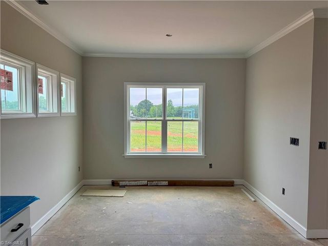 1713 Creekline Drive, Kernersville, NC 27284
