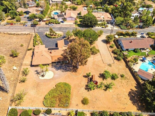 3195 Purer Rd, Escondido, CA 92029