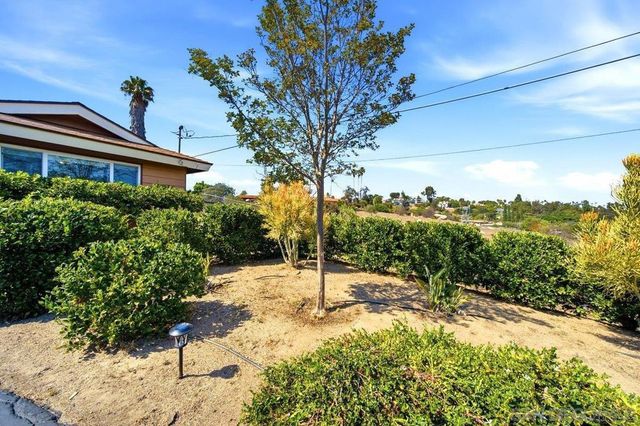3195 Purer Rd, Escondido, CA 92029
