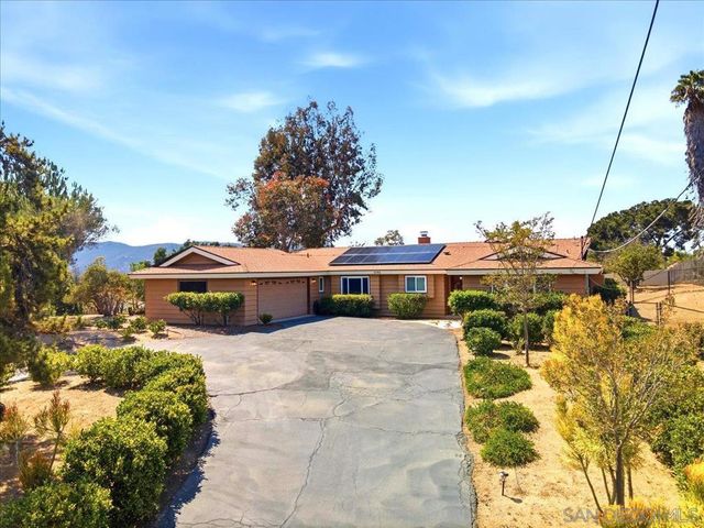 3195 Purer Rd, Escondido, CA 92029