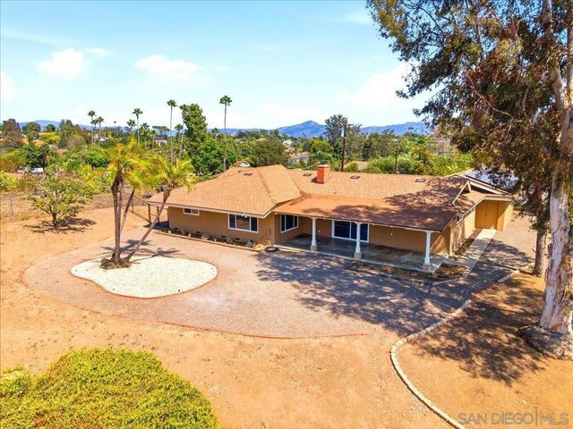 3195 Purer Rd, Escondido, CA 92029