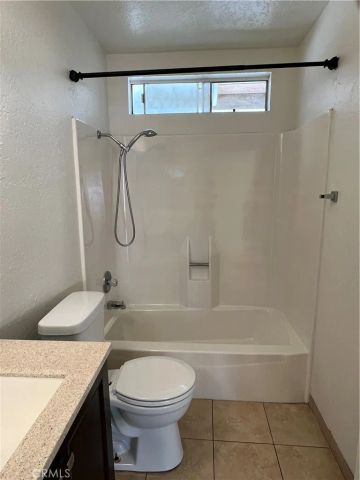 600 N Grand Avenue, Santa Ana, CA 92701