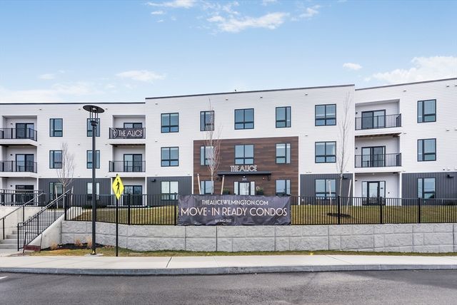 203 Lowell St. 216, Wilmington, MA 01887