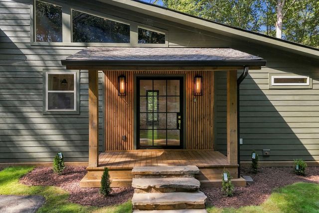 93 Elmwood Circle, Ellijay, GA 30540