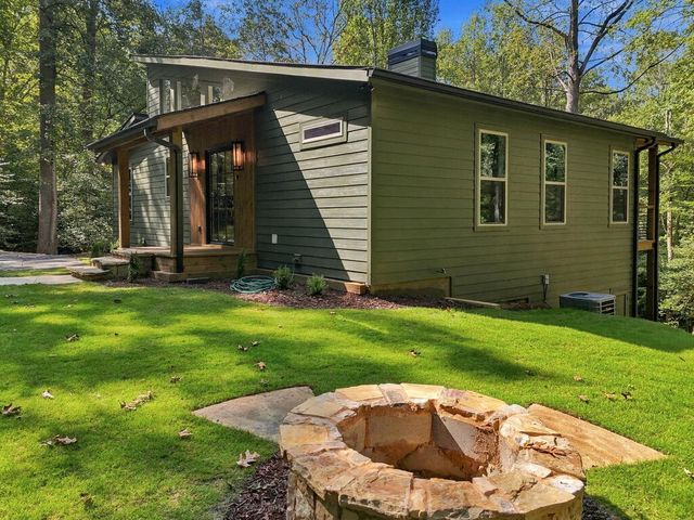 93 Elmwood Circle, Ellijay, GA 30540