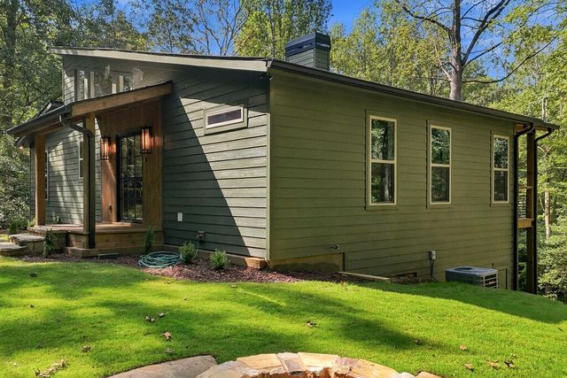 93 Elmwood Circle, Ellijay, GA 30540