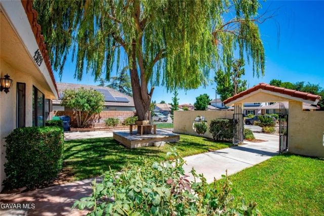 43029 Ed Halley, Lancaster, CA 93536