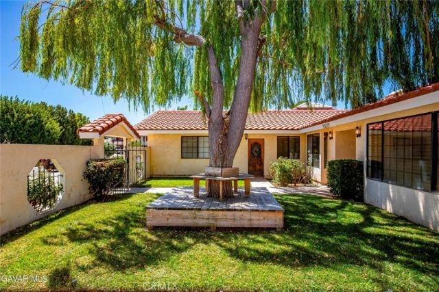 43029 Ed Halley, Lancaster, CA 93536