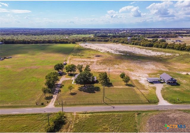 286 S Baese Road, Elm Mott, TX 76640