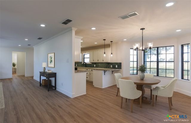 286 S Baese Road, Elm Mott, TX 76640