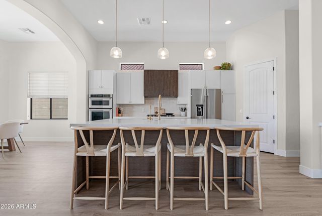 8542 E LOCKWOOD Street, Mesa, AZ 85207