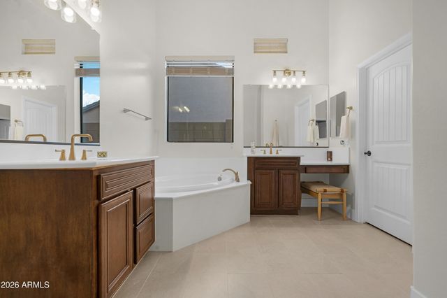 8542 E LOCKWOOD Street, Mesa, AZ 85207