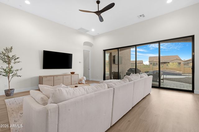 8542 E LOCKWOOD Street, Mesa, AZ 85207