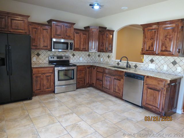 2605 N B Street, Mcalester, OK 74501