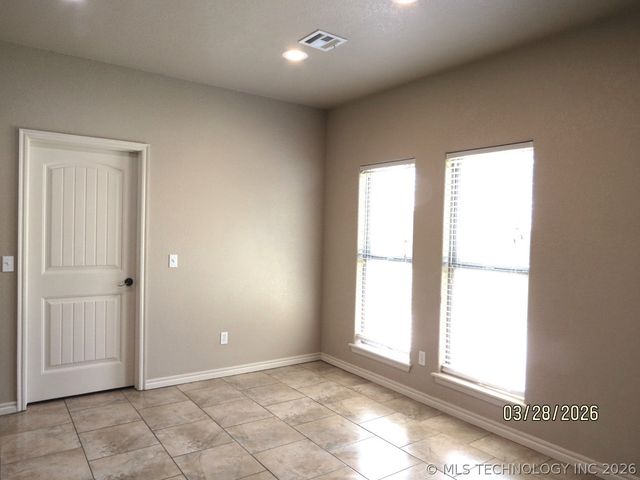 2605 N B Street, Mcalester, OK 74501