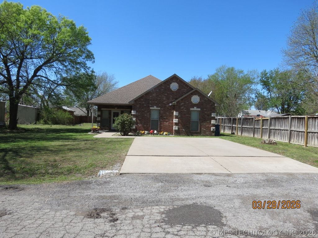 2605 N B Street, Mcalester, OK 74501