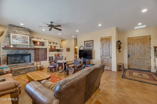 16206 E WINDSTONE Trail, Scottsdale, AZ 85262