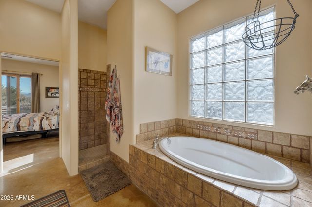 16206 E WINDSTONE Trail, Scottsdale, AZ 85262