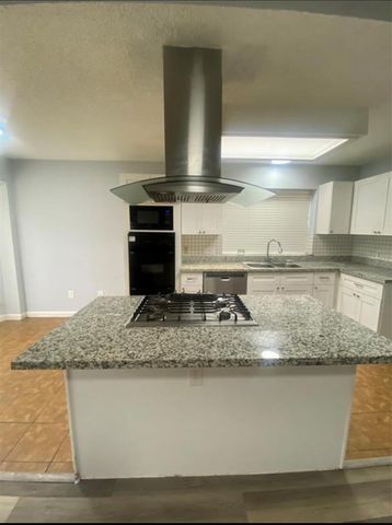 13206 Terralyn Way, Sugar Land, TX 77478