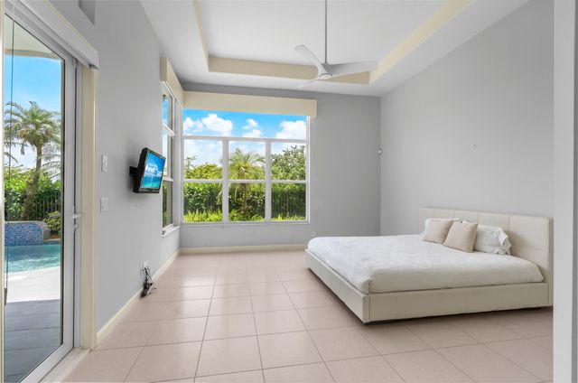 7916 Montecito Place, Delray Beach, FL 33446