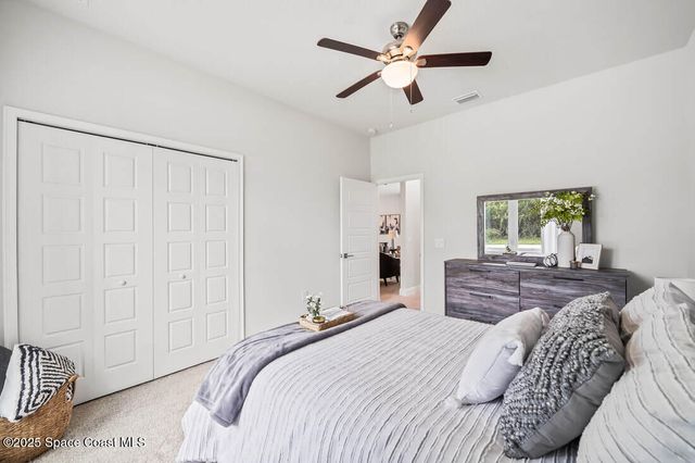 2863 Grant Avenue SE, Palm Bay, FL 32909