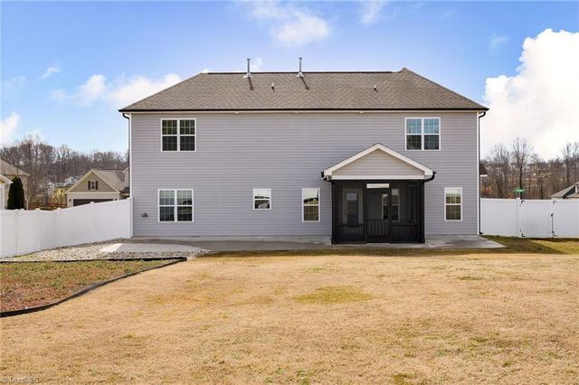 109 Phoenix Court, Lexington, NC 27295