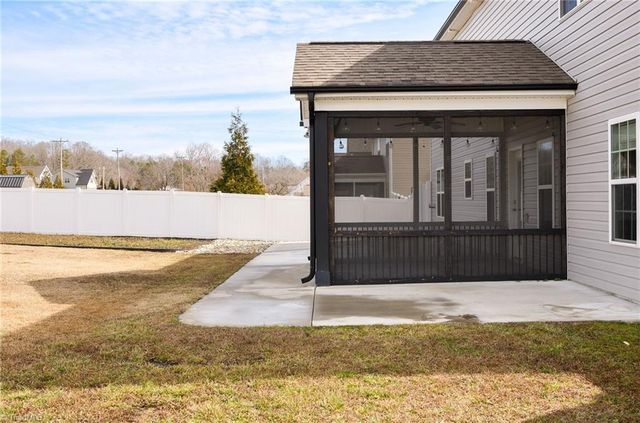 109 Phoenix Court, Lexington, NC 27295