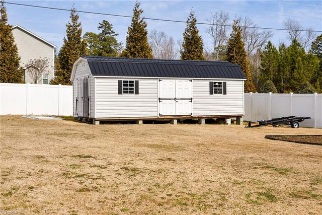 109 Phoenix Court, Lexington, NC 27295