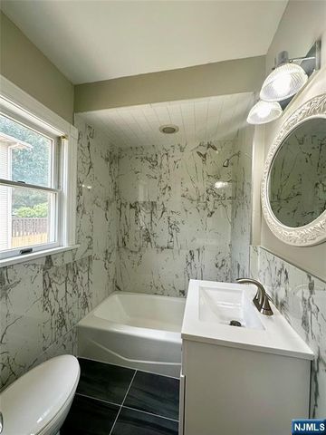 106 Clarendon Place, Hackensack, NJ 07601