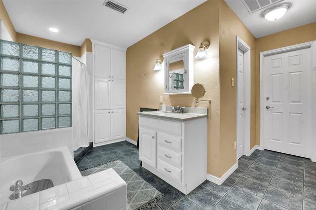 724 Canongate Drive, Flower Mound, TX 75022