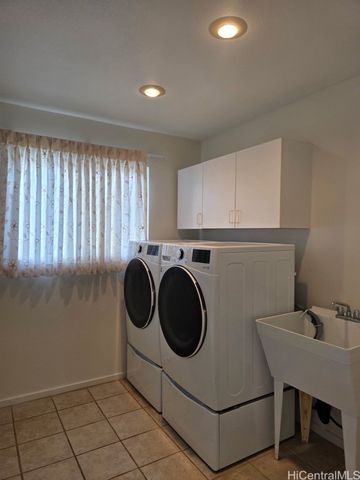 92-1236 Uahanai Street, Kapolei, HI 96707