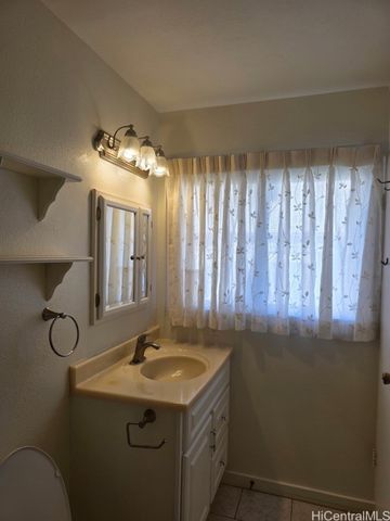 92-1236 Uahanai Street, Kapolei, HI 96707