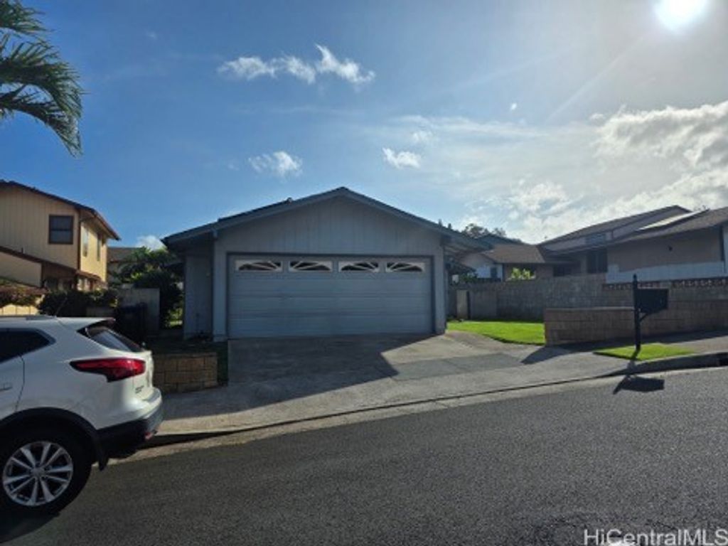 92-1236 Uahanai Street, Kapolei, HI 96707