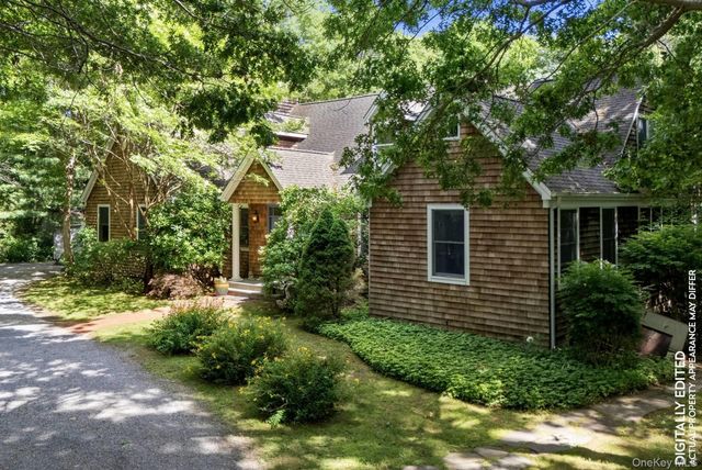 111 Merchants Path, Sagaponack, NY 11962